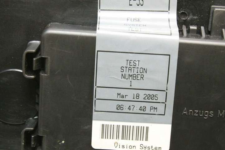 BMW X5 E53 (1999 - 2006)  8378107 Блок предохранителей