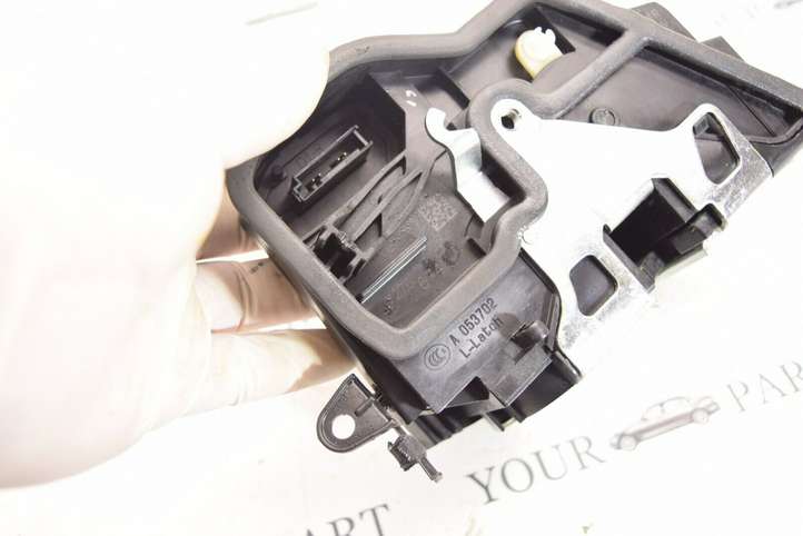 BMW X3 F25 (2010 - 2017)  7276674 Замок задней двери