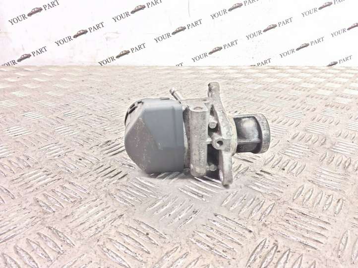 BMW 3 E90 E91 (2005 - 2012)   Клапан EGR
