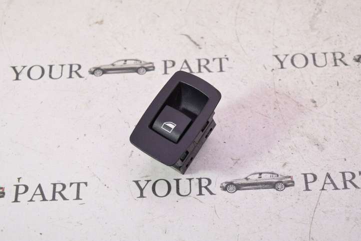 BMW 3 F30 F35 F31 (2012 - 2018)  9208106 Кнопка стеклоподъемников