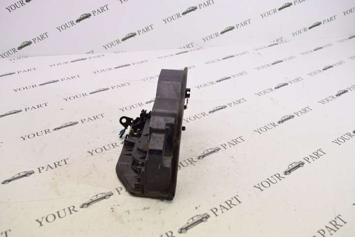BMW X3 F25 (2010 - 2017)  7318413 Замок задней двери