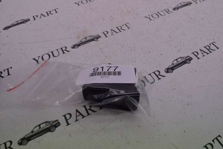 BMW X3 F25 (2010 - 2017)  9208106 Кнопка стеклоподъемников