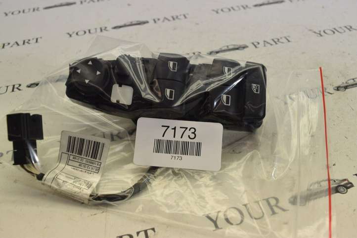BMW X3 F25 (2010 - 2017)  9208108 Кнопка стеклоподъемников