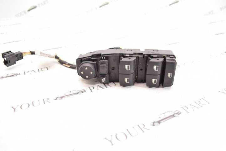 BMW X3 F25 (2010 - 2017)  9238239 Кнопка стеклоподъемников