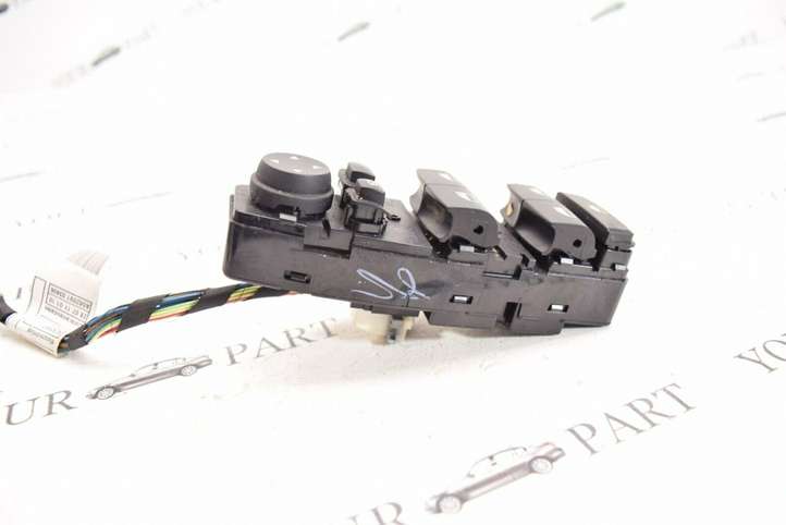 BMW X3 F25 (2010 - 2017)  9238239 Кнопка стеклоподъемников