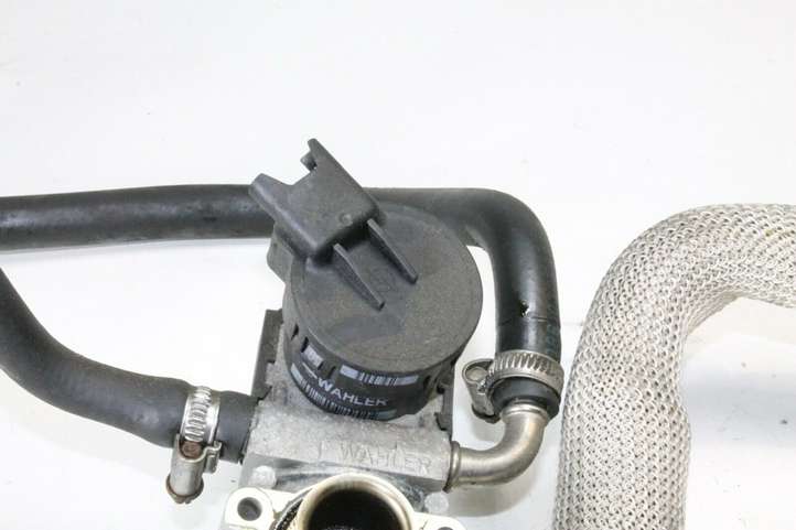 BMW 3 E92 E93 (2005 - 2014)  7548415 Клапан EGR