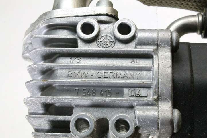 BMW 3 E92 E93 (2005 - 2014)  7548415 Клапан EGR