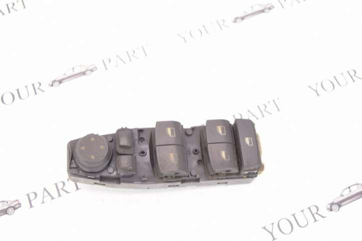 BMW 5 F10 F11 (2009 - 2016)  9241955 Кнопка стеклоподъемников
