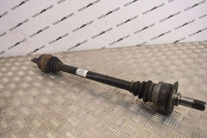 BMW 3 F30 F35 F31 (2012 - 2018)  7597678 Задняя полуось