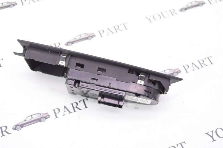 BMW 3 E92 E93 (2005 - 2014)  9132168 Кнопка стеклоподъемников