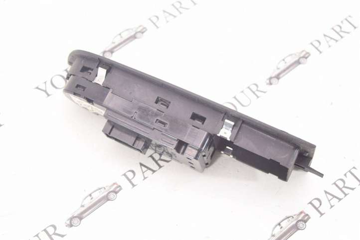 BMW 3 E92 E93 (2005 - 2014)  9125305 Кнопка стеклоподъемников
