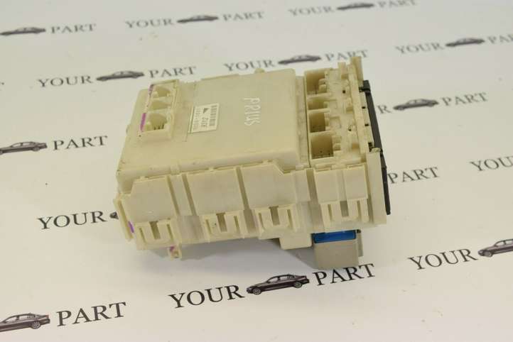 Toyota Prius (XW20) (2003 - 2009)  5C241631 Ящик предохранителей (комплект)