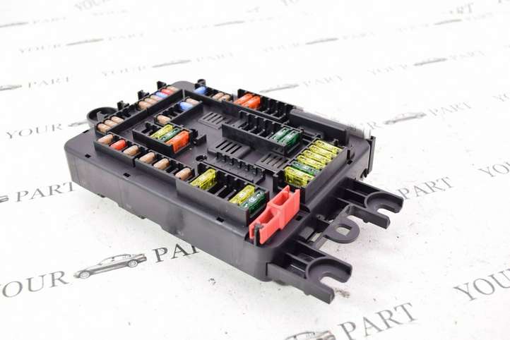 BMW 1 F20 F21 (2011 - 2019)  9337884 Ящик предохранителей (комплект)