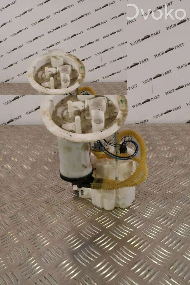 BMW 1 F20 F21 (2011 - 2019)  7243975 Насос топлива (в топливном баке)