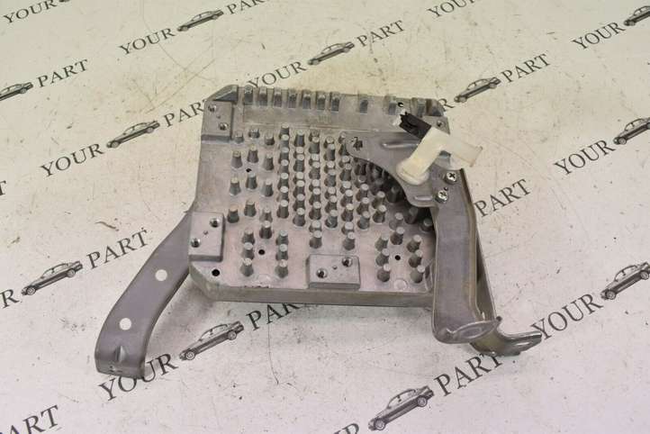 Toyota Prius (XW20) (2003 - 2009)  8954047080 Блок управления ABS