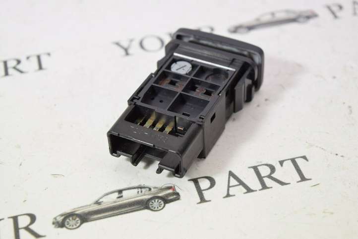 Toyota Prius (XW20) (2003 - 2009)  153641 Другие включатели / ручки/ переключатели