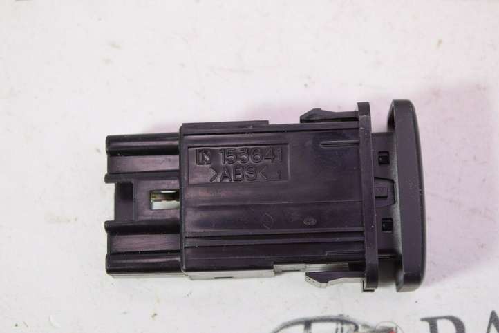 Toyota Prius (XW20) (2003 - 2009)  153641 Другие включатели / ручки/ переключатели