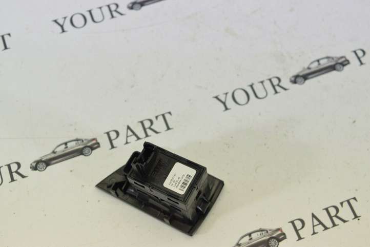 BMW 5 F10 F11 (2009 - 2016)  9163527 Кнопка стеклоподъемников