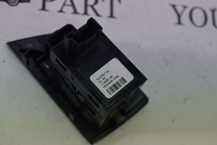 BMW 5 F10 F11 (2009 - 2016)  9163527 Кнопка стеклоподъемников