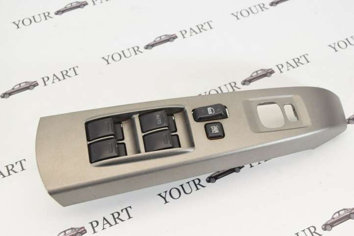 Toyota Prius (XW20) (2003 - 2009)  8482047021 Кнопка стеклоподъемников