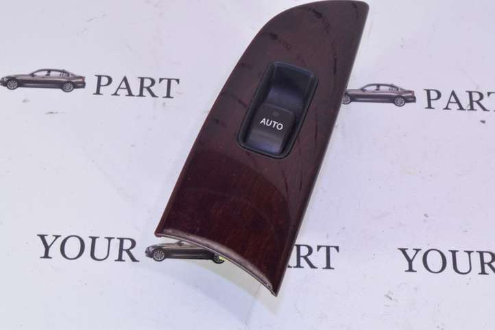 Lexus IS 220 (2005 - 2010)  84030-53020 Кнопка стеклоподъемников