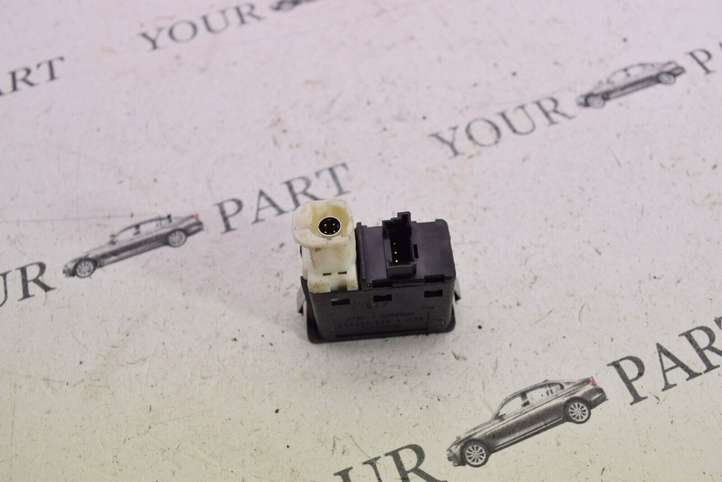 BMW X1 F48 F49 (2015 - 2022)  9266607 Разъем AUX