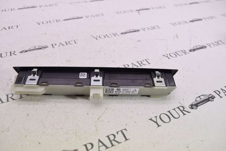 BMW 7 F01 F02 F03 F04 (2008 - 2016)  9215768 Включатель (включатели) памяти