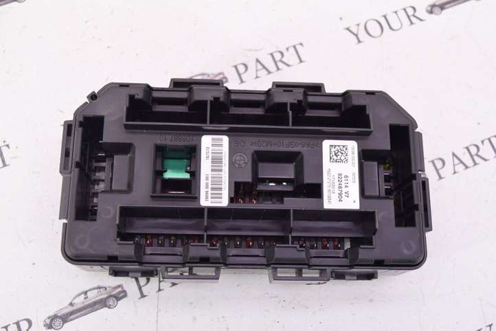 BMW 3 F30 F35 F31 (2012 - 2018)  9224879 Ящик предохранителей (комплект)