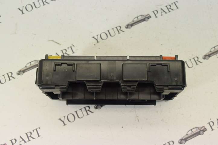 BMW 3 F30 F35 F31 (2012 - 2018)  9337879 Ящик предохранителей (комплект)