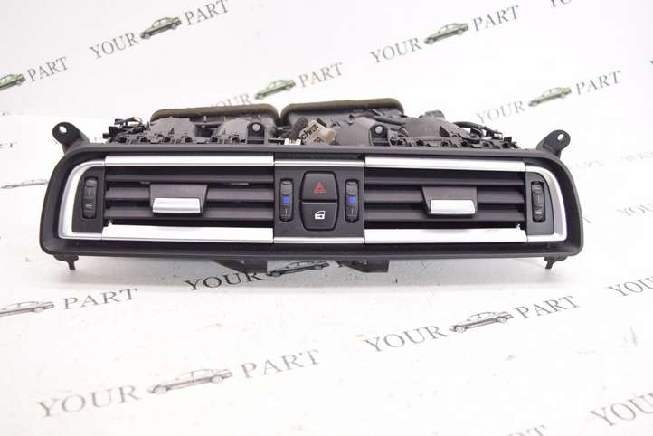 BMW 7 F01 F02 F03 F04 (2008 - 2016)  9115859 Центральный дефлектор