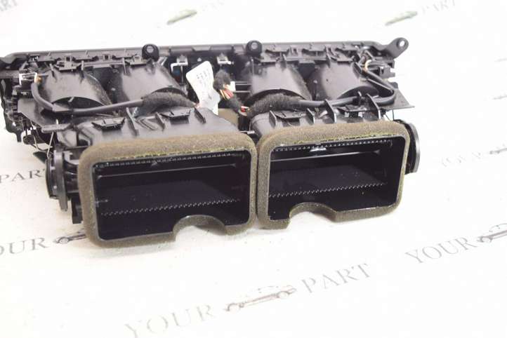 BMW 7 F01 F02 F03 F04 (2008 - 2016)  9115859 Центральный дефлектор