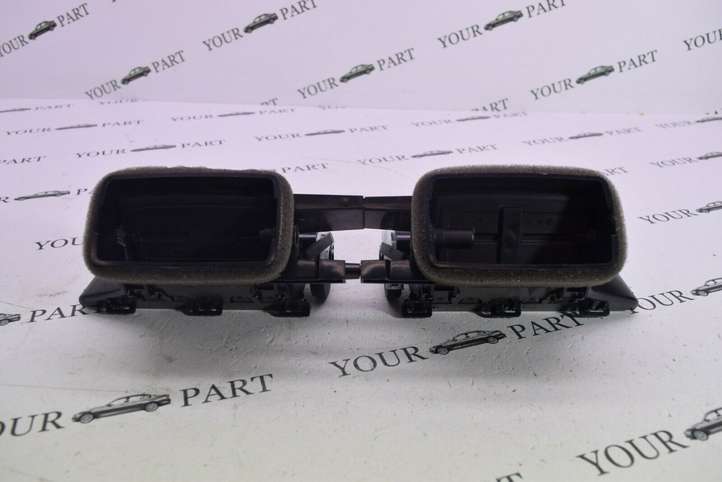 BMW X1 F48 F49 (2015 - 2022)  9292741 Центральный дефлектор