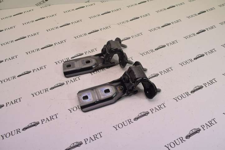 BMW X1 F48 F49 (2015 - 2022)  7350832 Петля (петли) задней крышки