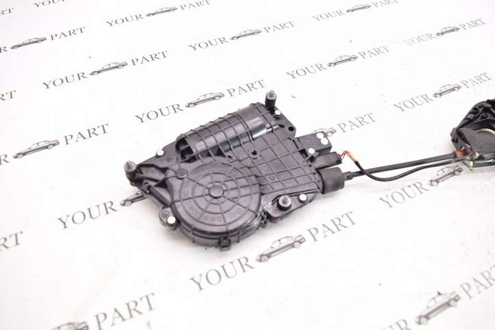 BMW 7 F01 F02 F03 F04 (2008 - 2016)  7185688 Механизм фиксации задней двери