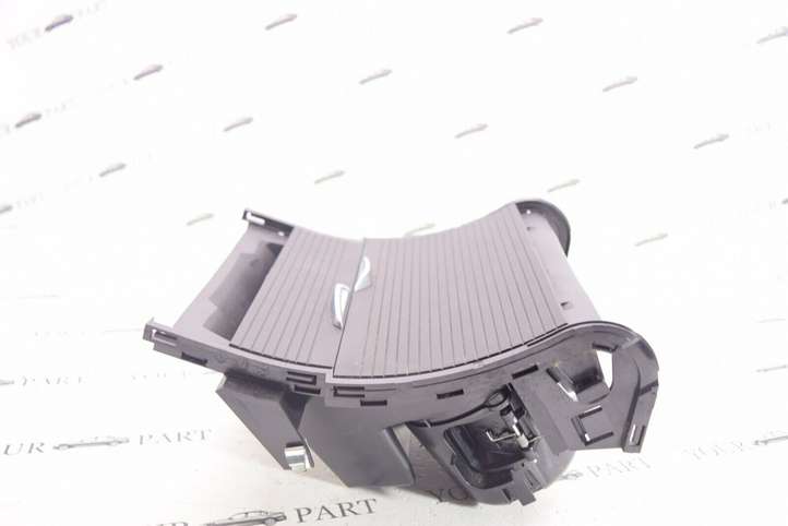 BMW X1 F48 F49 (2015 - 2022)  9299529 Передний держатель чашки