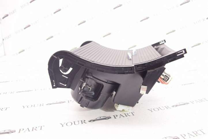 BMW X1 F48 F49 (2015 - 2022)  9299529 Передний держатель чашки