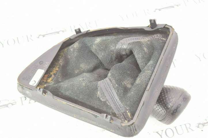 BMW 1 E82 E88 (2007 - 2014)  8037305 Отделка рычага переключения передач (кожа, головка)