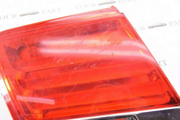 BMW 7 F01 F02 F03 F04 (2008 - 2016)  7182205 Задний фонарь в крышке багажника