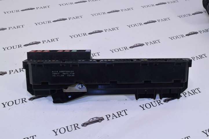 BMW 5 E60 E61 (2004 - 2010)  6957330 Блок предохранителей
