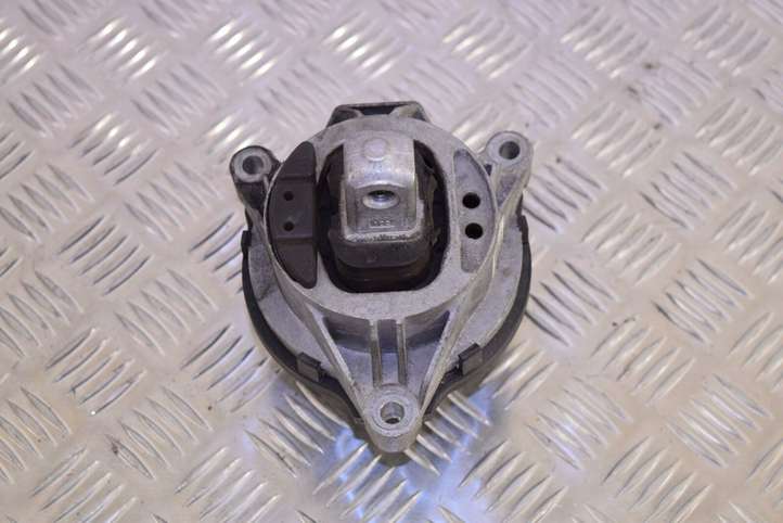 BMW 3 F30 F35 F31 (2012 - 2018)  6799104 Подушка двигателя