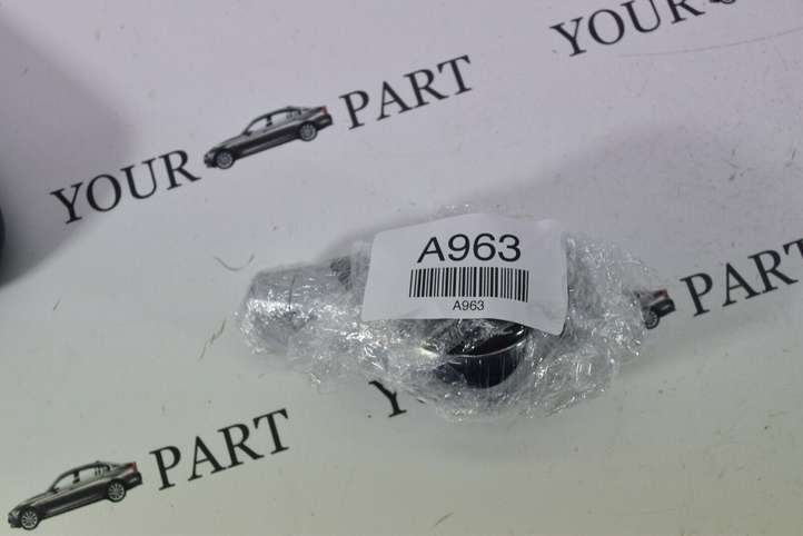 Lexus GS 300 350 430 450h (2004 - 2007)   Отделка рычага переключения передач (кожа, головка)