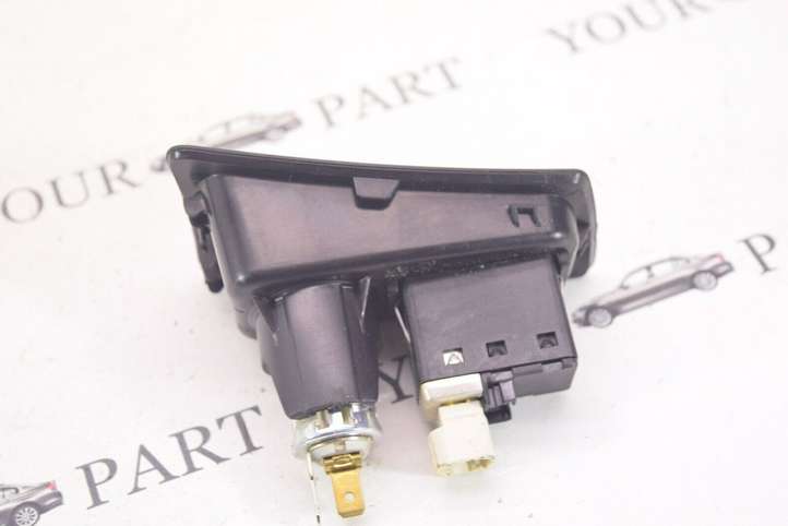 BMW 1 E81 E87 (2004 - 2011)  9110412 Разъем AUX