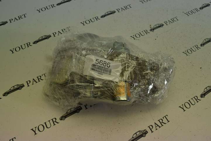 Lexus GS 300 350 430 450h (2004 - 2007)   Задний ремень безопасности