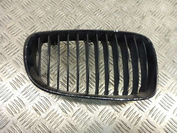 BMW 1 E81 E87 (2004 - 2011)  7179656 Передняя решётка