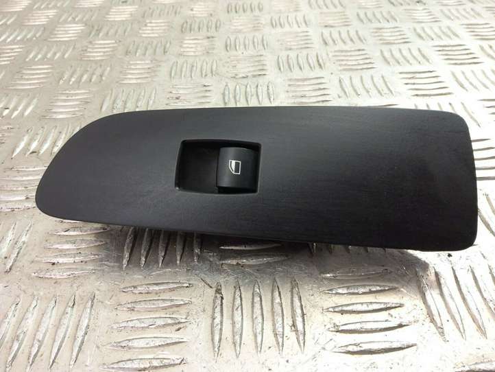 BMW 1 E82 E88 (2007 - 2014)  9163001 Кнопка стеклоподъемников
