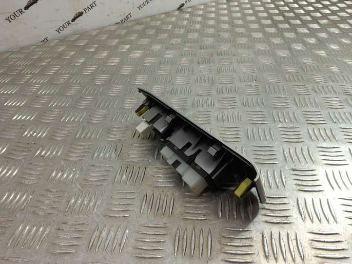 Lexus RX 350 (2006 - 2009)  8403048070 Кнопка стеклоподъемников