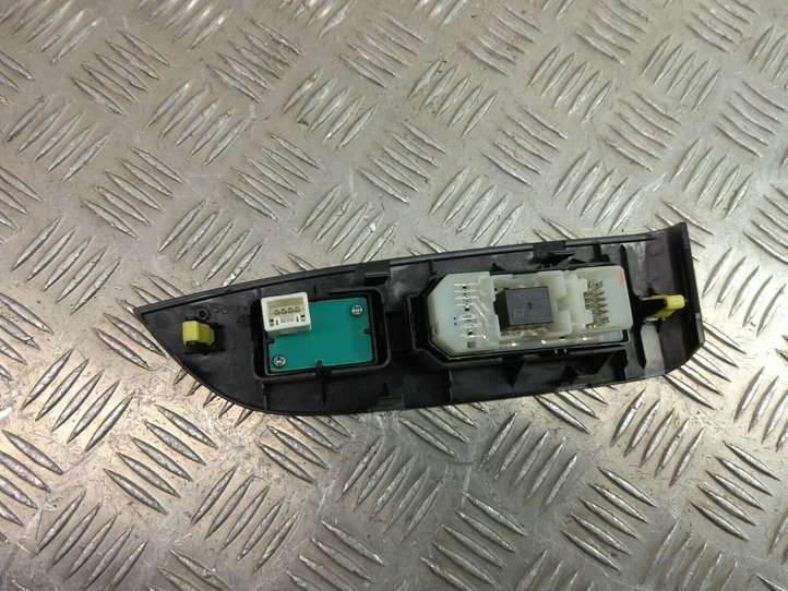 Lexus RX 350 (2006 - 2009)  8403048070 Кнопка стеклоподъемников