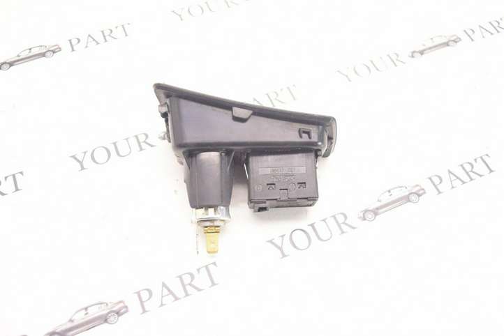 BMW 1 E81 E87 (2004 - 2011)  9110412 Разъем AUX