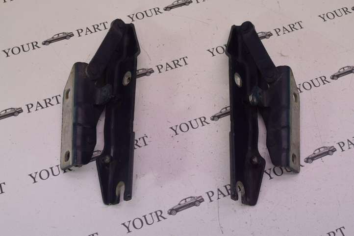 BMW 5 E60 E61 (2004 - 2010)  7008727 Петля (петли) капота