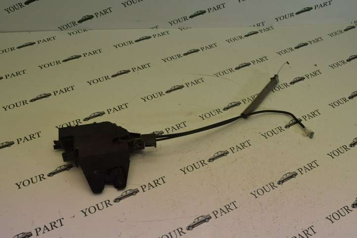 BMW 1 E81 E87 (2004 - 2011)  8196401 Замок задней крышки